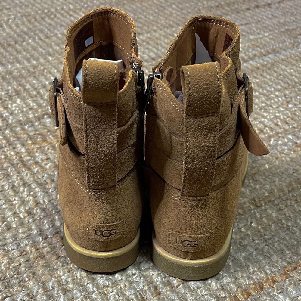 UGG Josefene Ankle Booties Size 6 - Picture 5 of 8